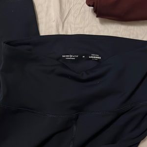 Dark blue workout leggings from old navy